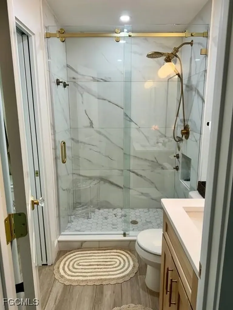 4524 SE 1st Place Cape Coral FL 33904
