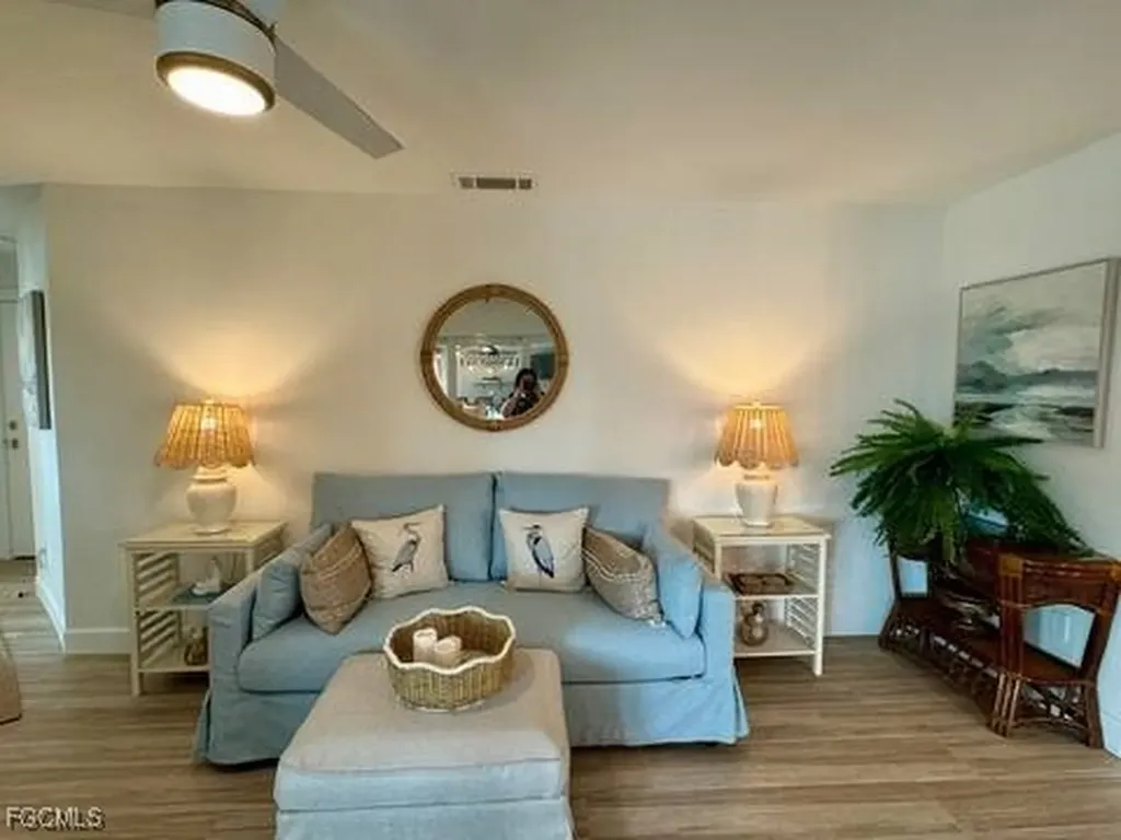 4524 SE 1st Place Cape Coral FL 33904