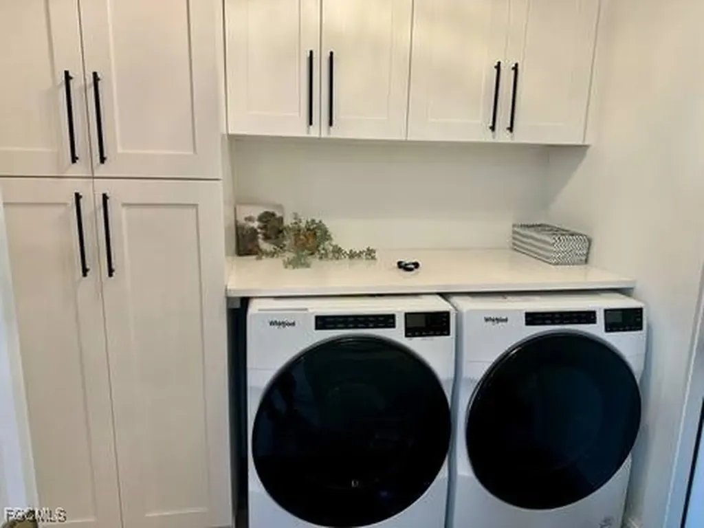 4524 SE 1st Place Cape Coral FL 33904