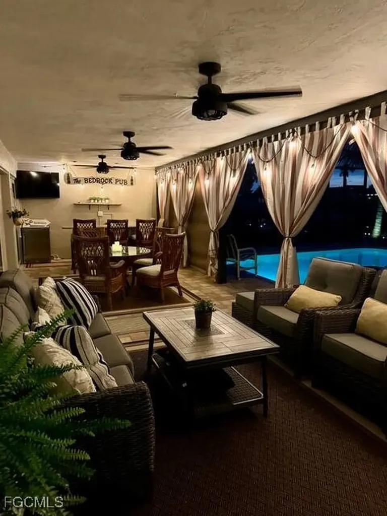 4524 SE 1st Place Cape Coral FL 33904