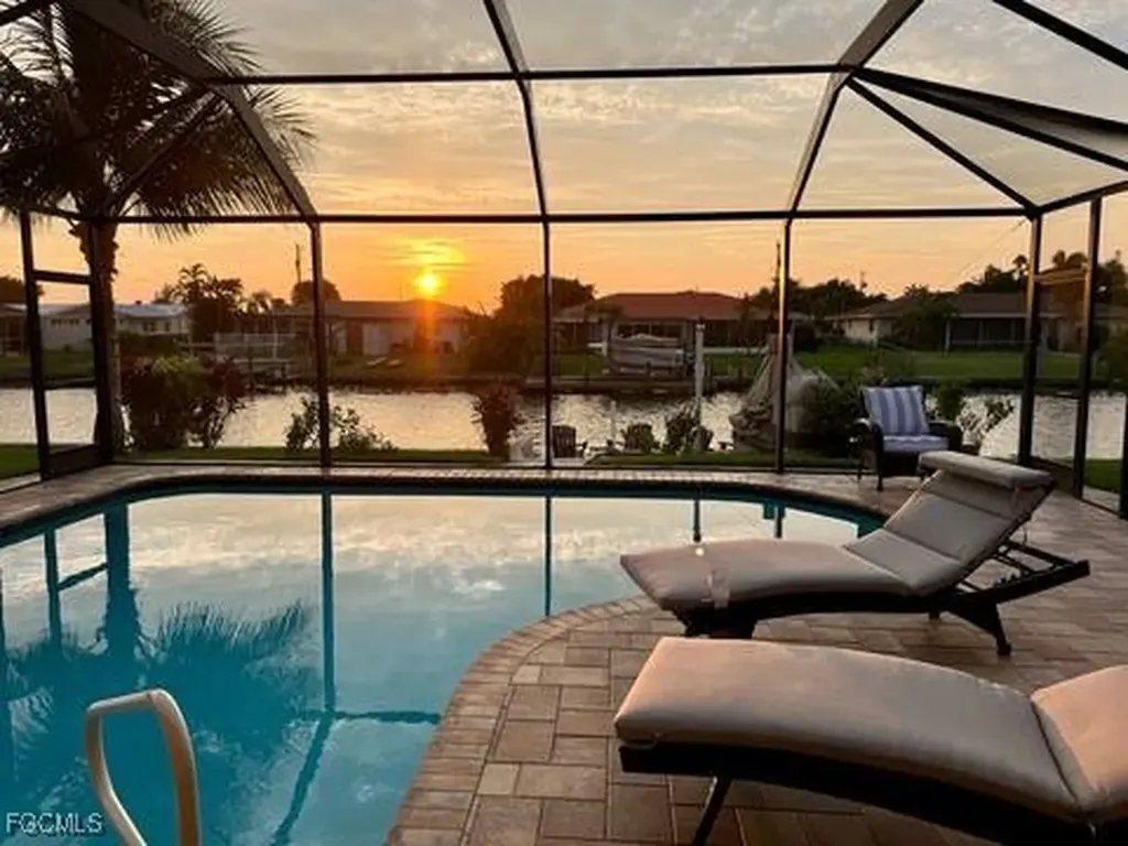 4524 SE 1st Place Cape Coral FL 33904