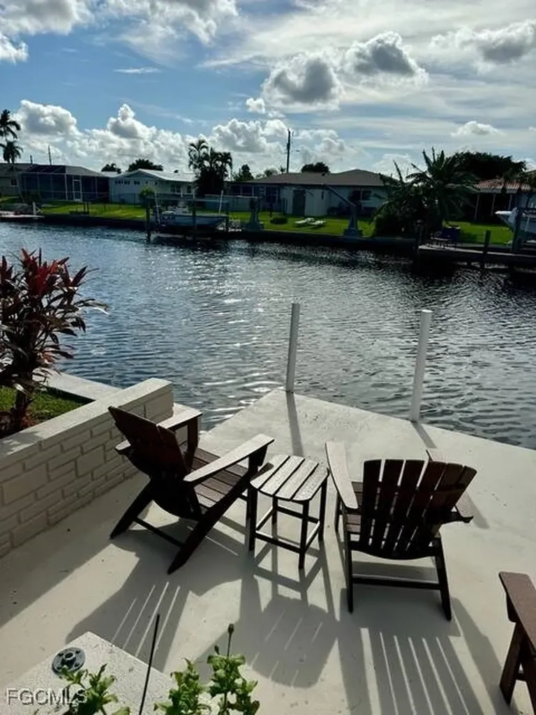 4524 SE 1st Place Cape Coral FL 33904