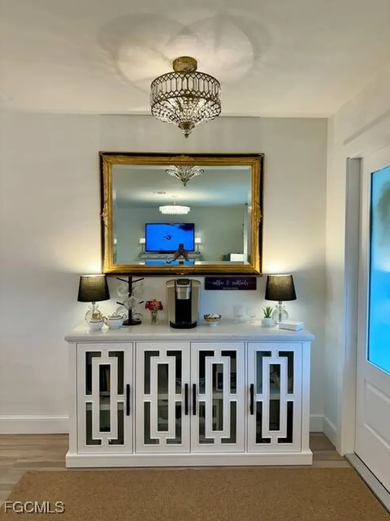 4524 SE 1st Place Cape Coral FL 33904