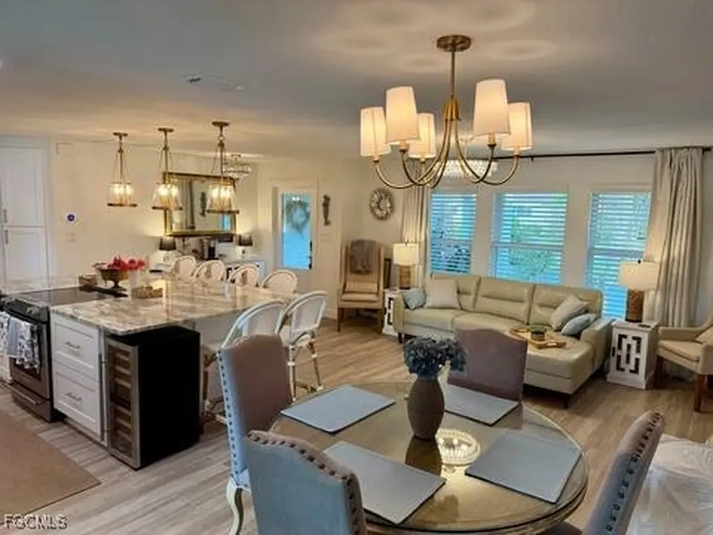 4524 SE 1st Place Cape Coral FL 33904