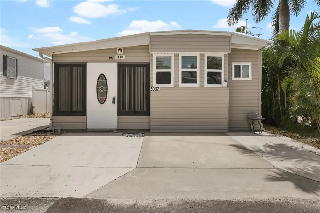 5037 White Sky Circle Fort Myers FL 33908
