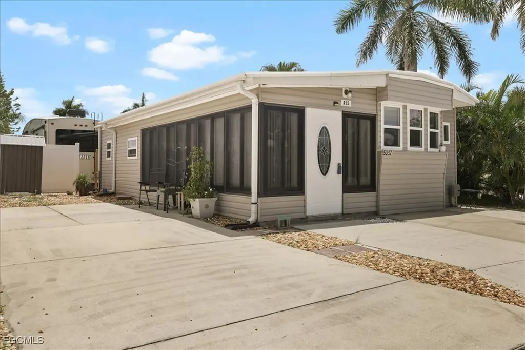 5037 White Sky Circle Fort Myers FL 33908