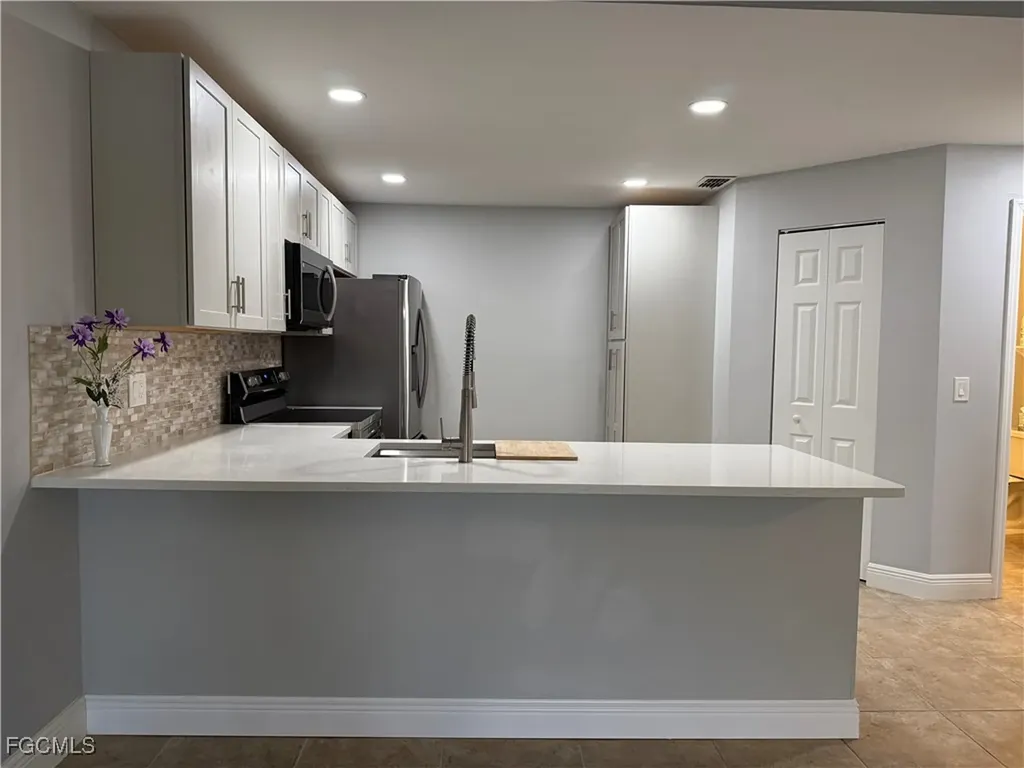 6331 Royal Woods Drive Fort Myers FL 33908