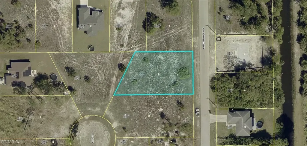 664 Hawthorne Avenue S Lehigh Acres FL 33974