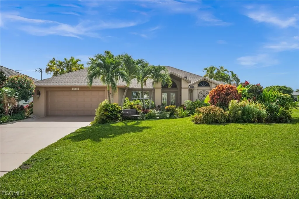3701 SW 2nd Avenue Cape Coral FL 33914