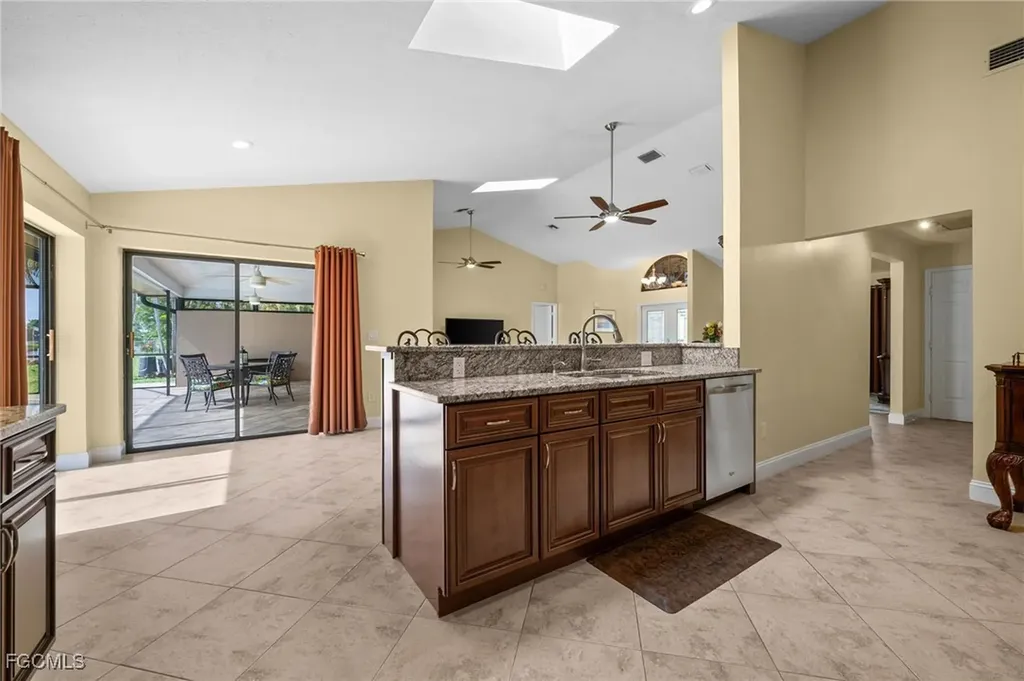 3701 SW 2nd Avenue Cape Coral FL 33914