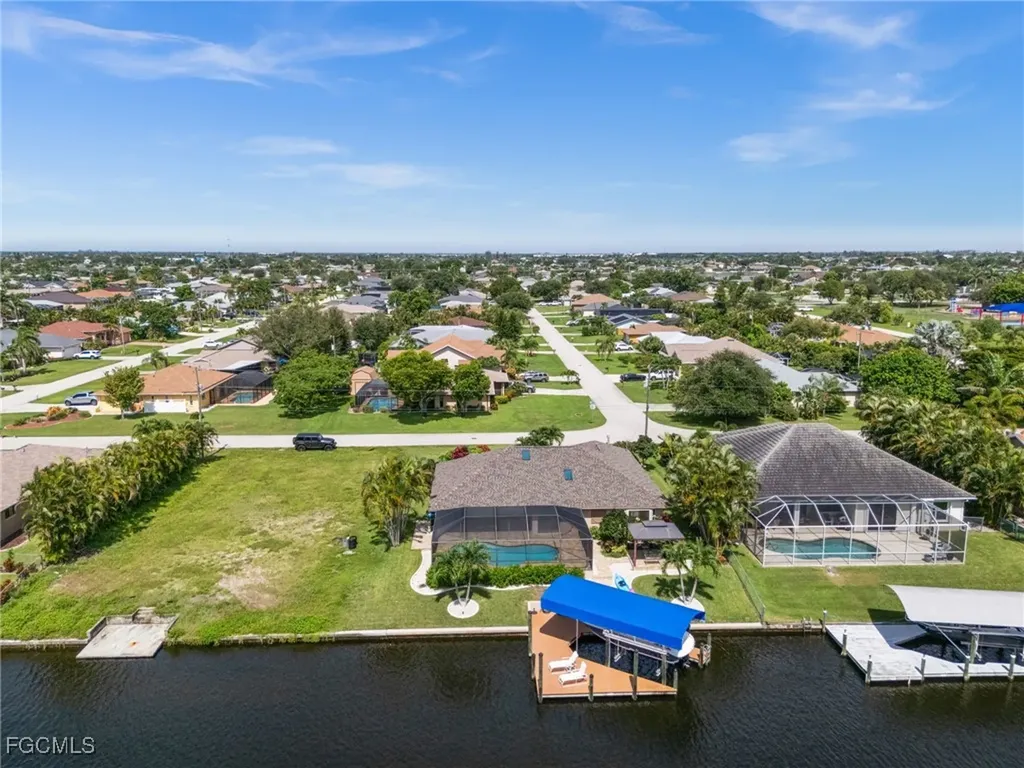 3701 SW 2nd Avenue Cape Coral FL 33914