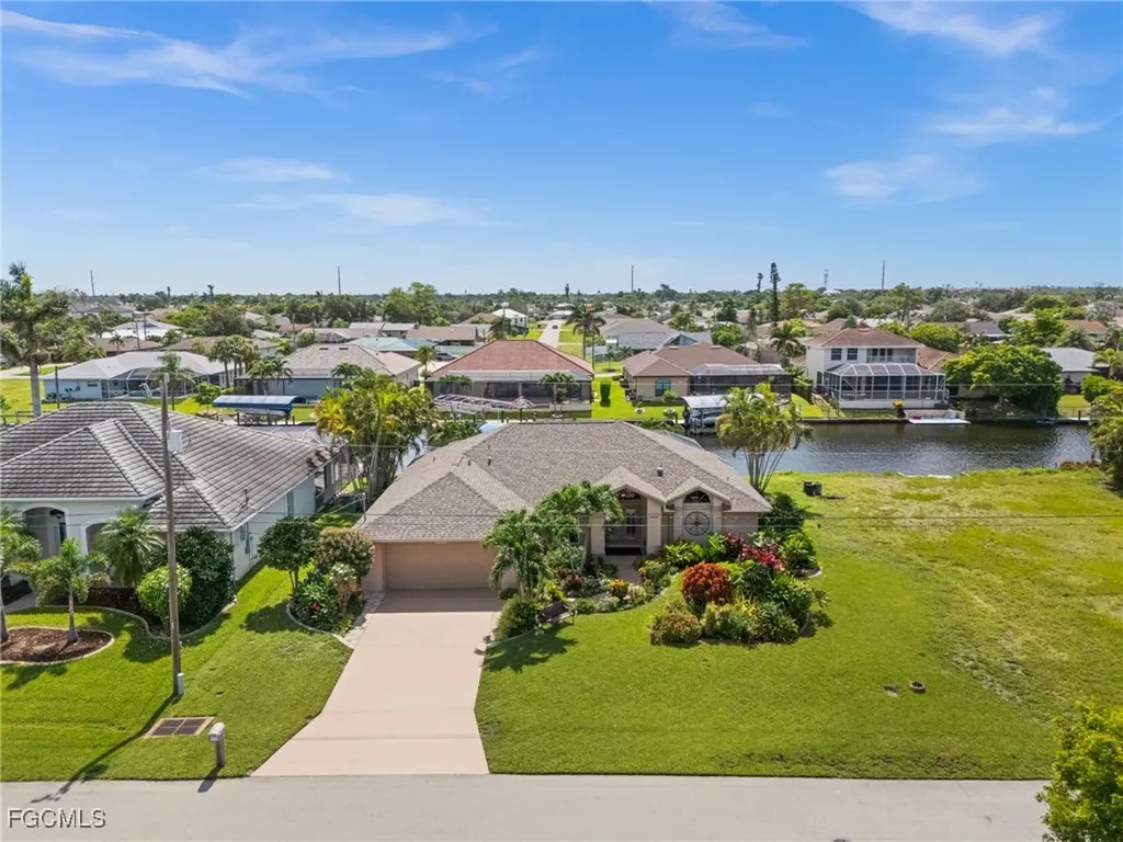 3701 SW 2nd Avenue Cape Coral FL 33914