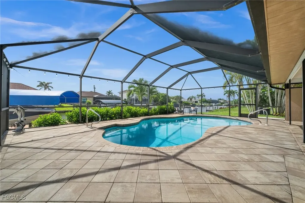 3701 SW 2nd Avenue Cape Coral FL 33914