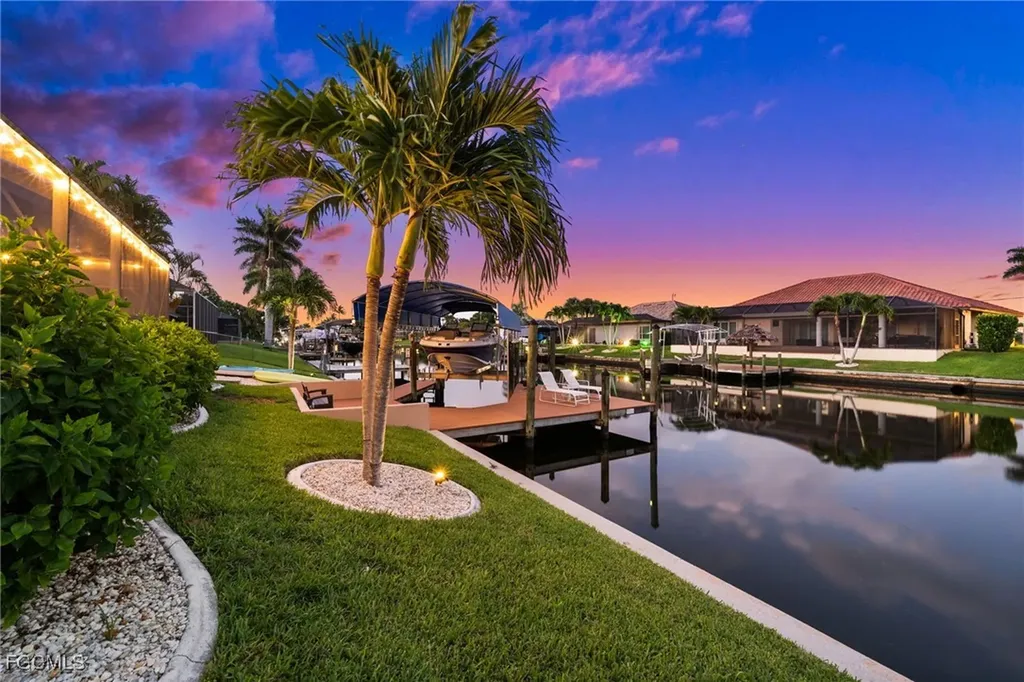 3701 SW 2nd Avenue Cape Coral FL 33914