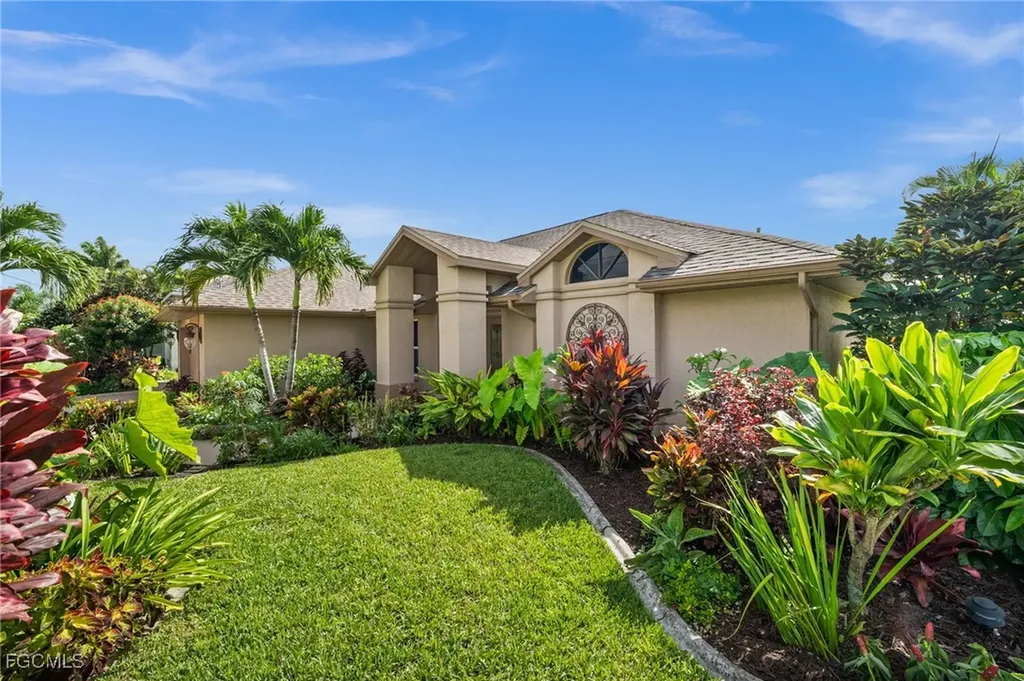 3701 SW 2nd Avenue Cape Coral FL 33914