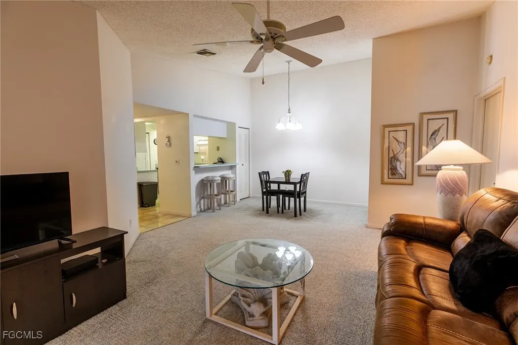 8041 S Woods Circle Fort Myers FL 33919