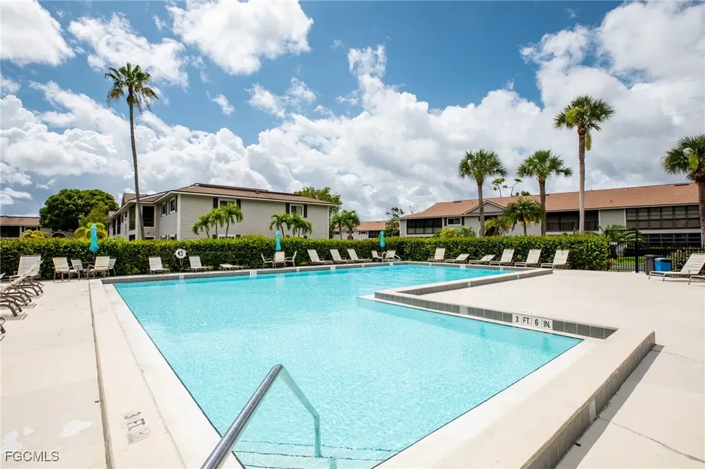 8041 S Woods Circle Fort Myers FL 33919