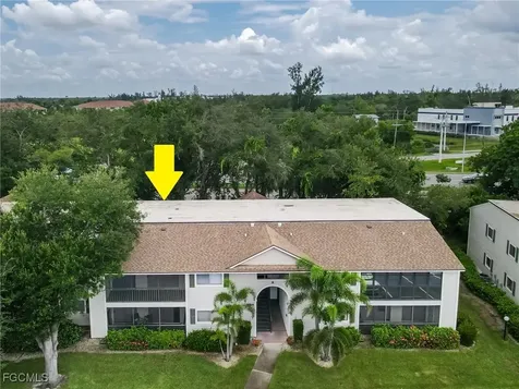8041 S Woods Circle Fort Myers FL 33919