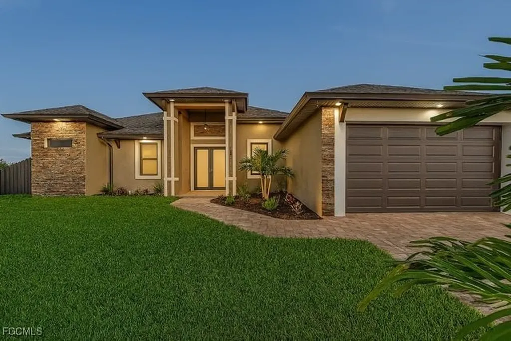 1821 NE 13th Avenue Cape Coral FL 33909