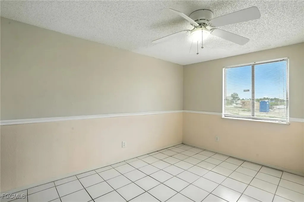 1222 NE 14th Place Cape Coral FL 33909