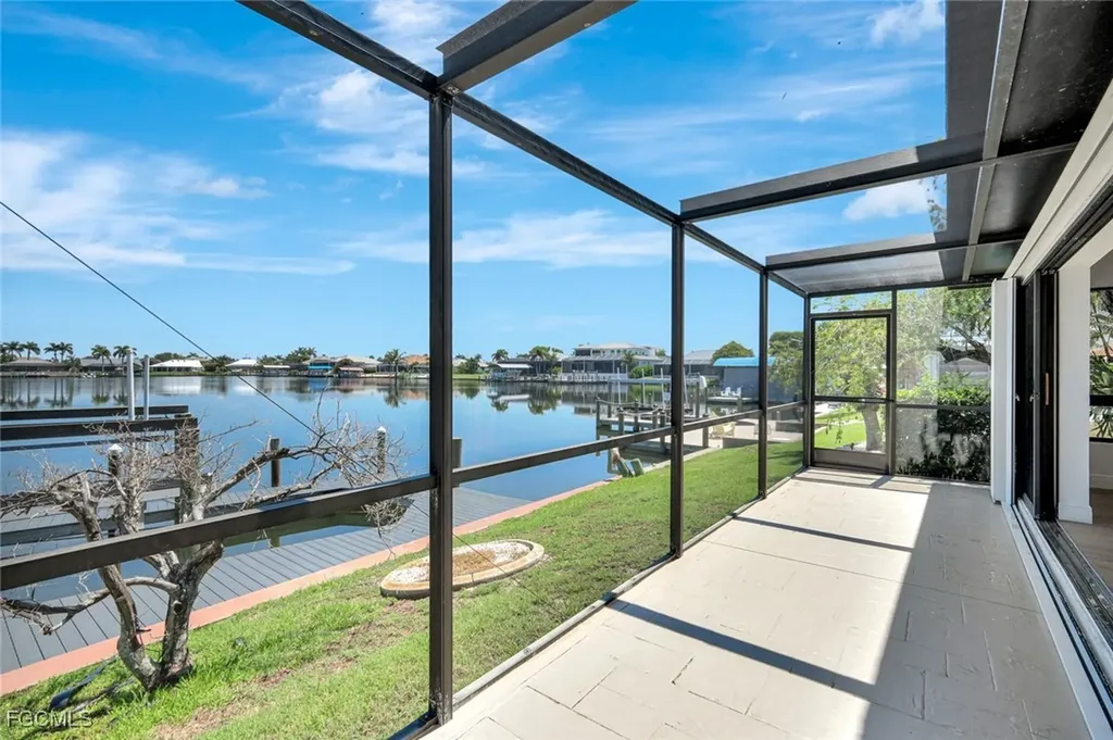 421 SW 51st Terrace Cape Coral FL 33914