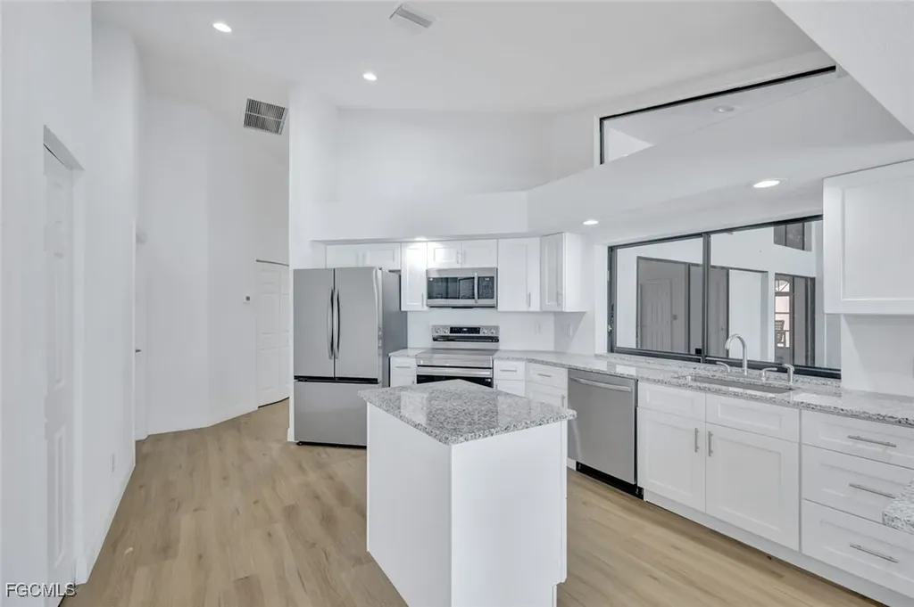 421 SW 51st Terrace Cape Coral FL 33914