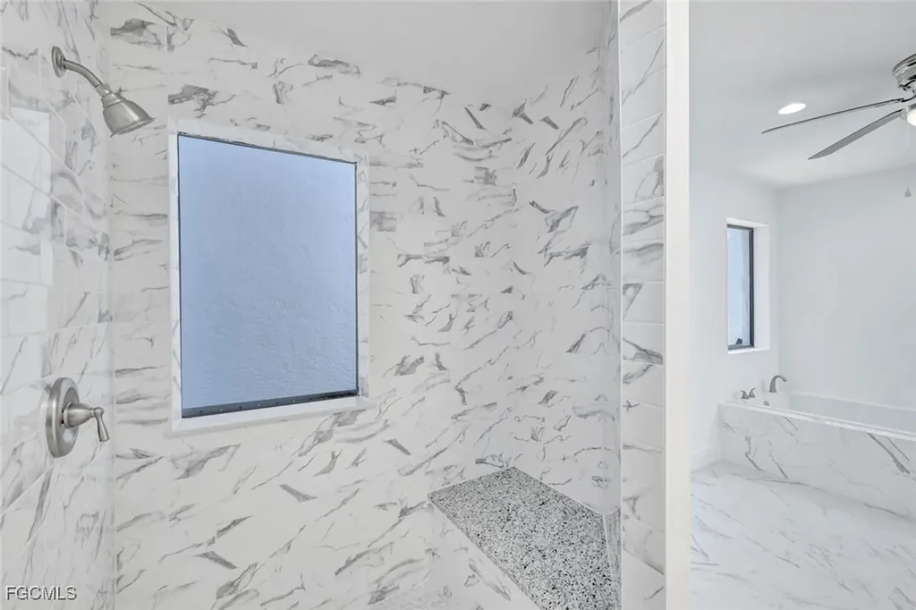 421 SW 51st Terrace Cape Coral FL 33914