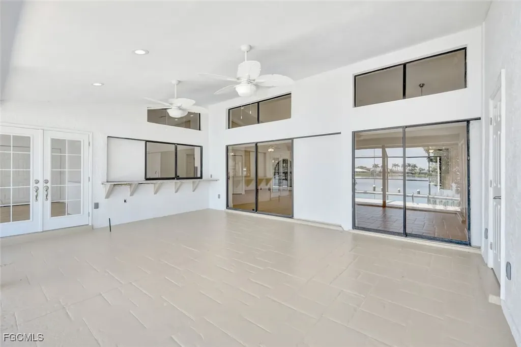 421 SW 51st Terrace Cape Coral FL 33914