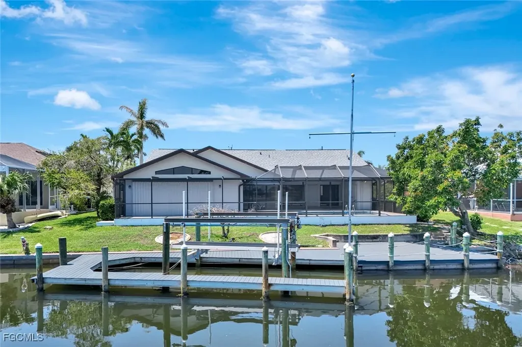 421 SW 51st Terrace Cape Coral FL 33914