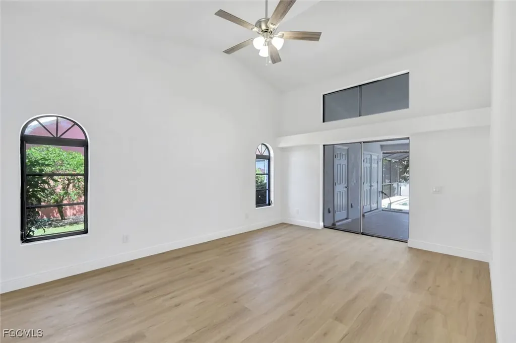 421 SW 51st Terrace Cape Coral FL 33914