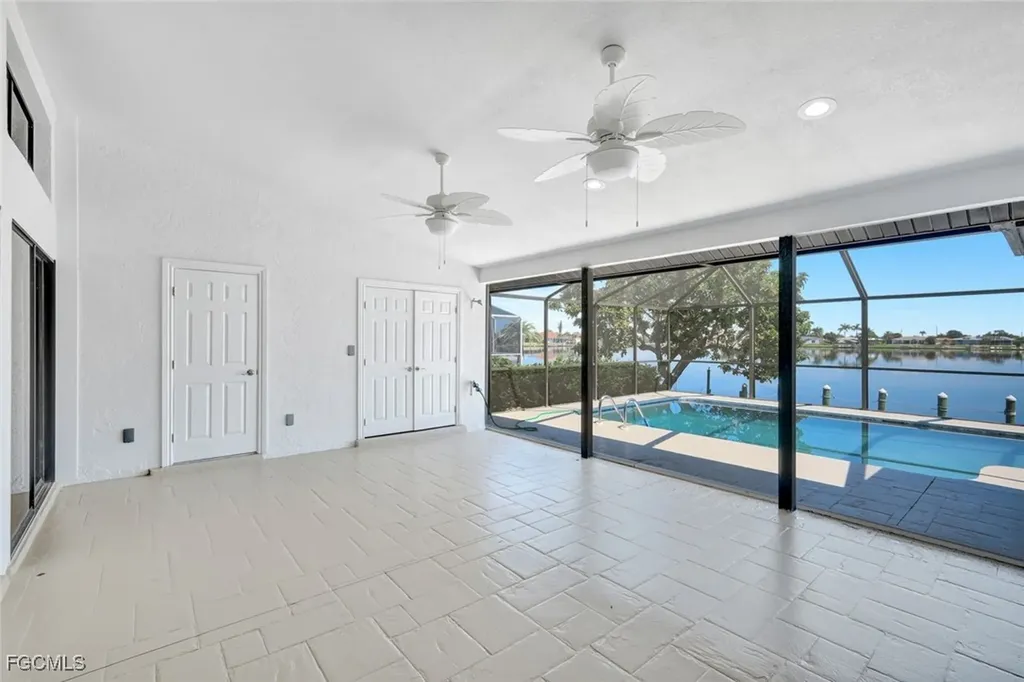 421 SW 51st Terrace Cape Coral FL 33914