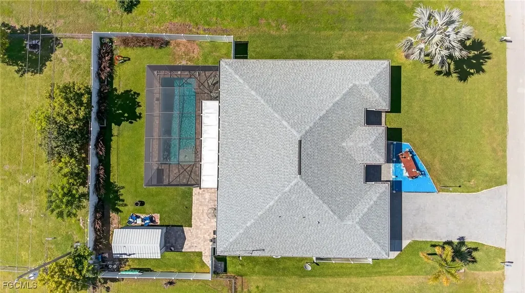 1927 NE 18th Avenue Cape Coral FL 33909