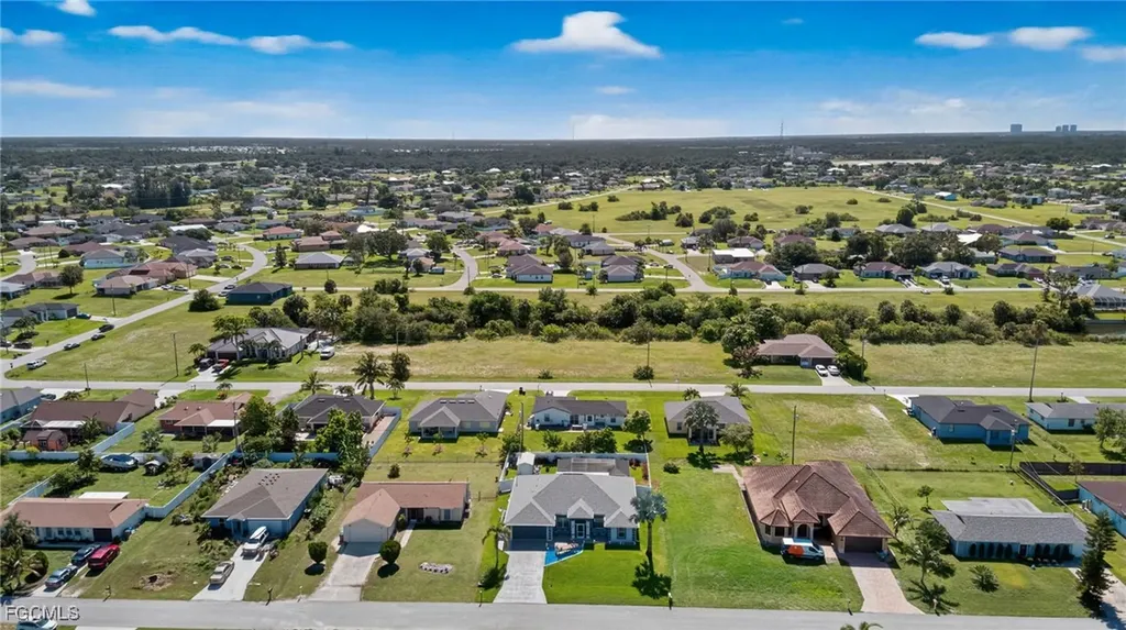 1927 NE 18th Avenue Cape Coral FL 33909