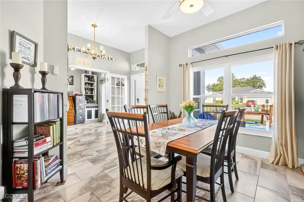 1927 NE 18th Avenue Cape Coral FL 33909