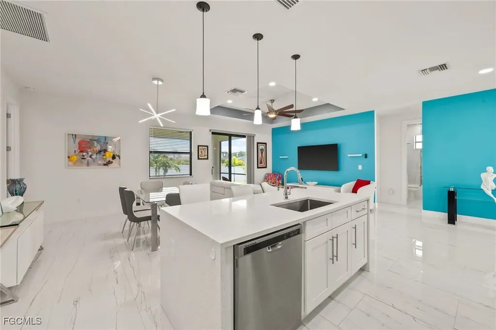 1825 Kismet Parkway W Cape Coral FL 33993