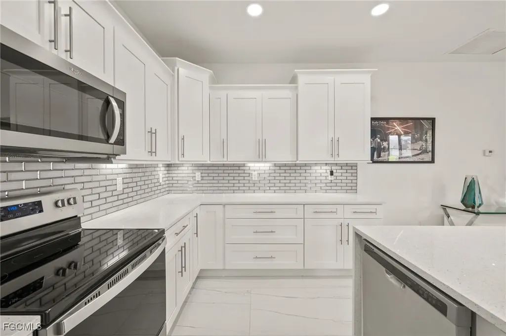 1825 Kismet Parkway W Cape Coral FL 33993