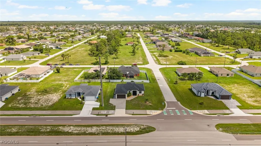 1825 Kismet Parkway W Cape Coral FL 33993