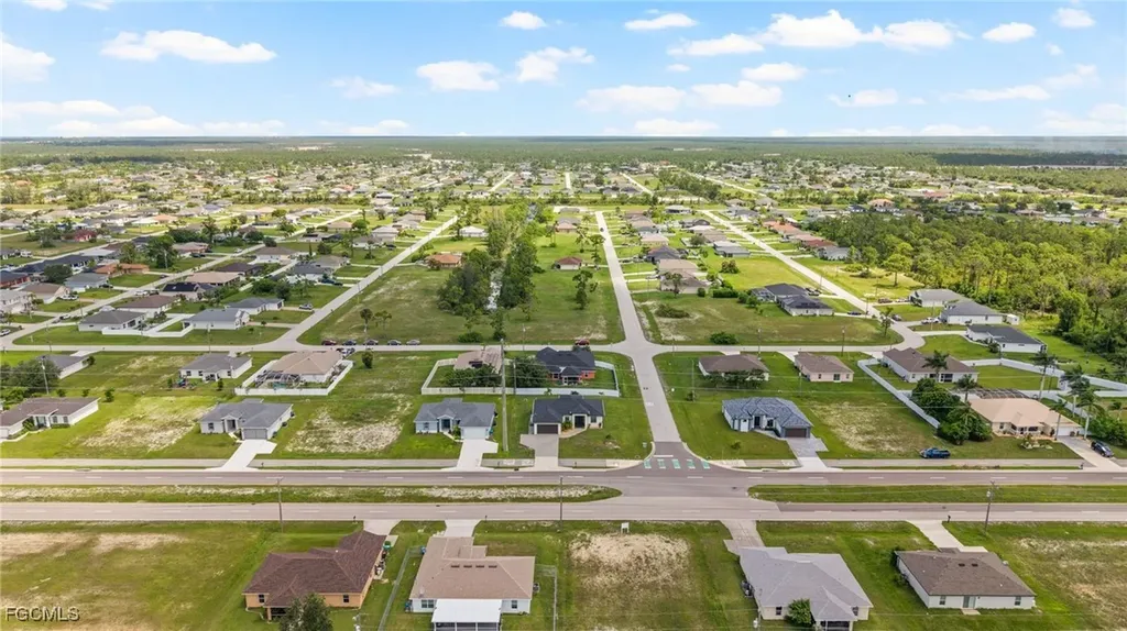 1825 Kismet Parkway W Cape Coral FL 33993