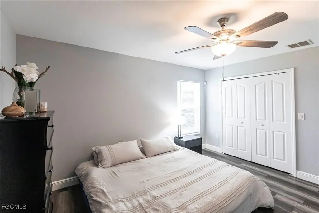 3909 NE 16th Avenue Cape Coral FL 33909