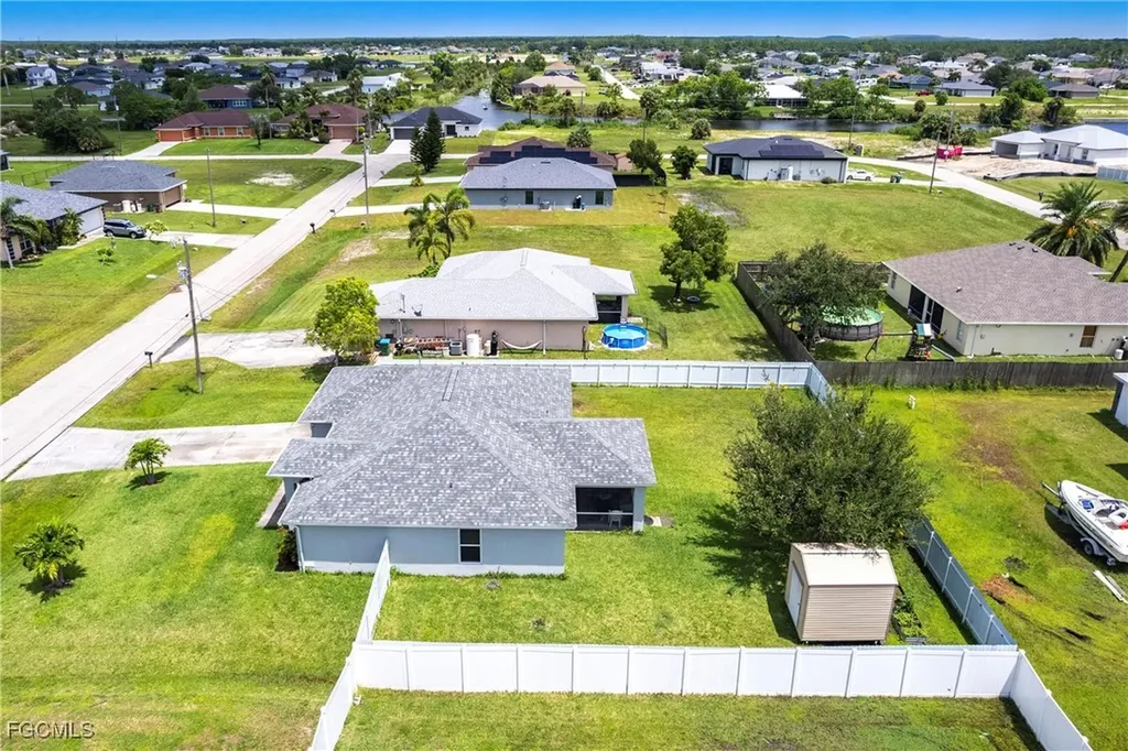 3909 NE 16th Avenue Cape Coral FL 33909