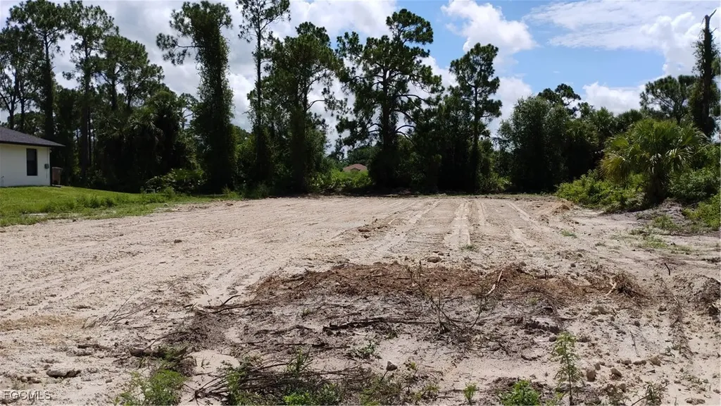 509 Columbus Boulevard S Lehigh Acres FL 33974