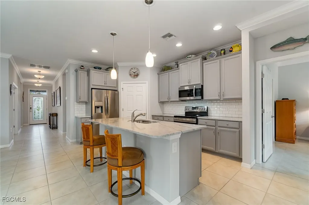 15140 Yellow Wood Drive Alva FL 33920