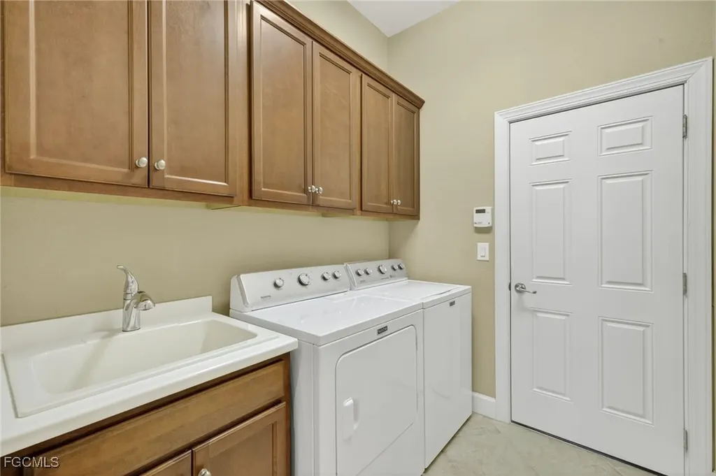 11204 Lithgow Lane Fort Myers FL 33913