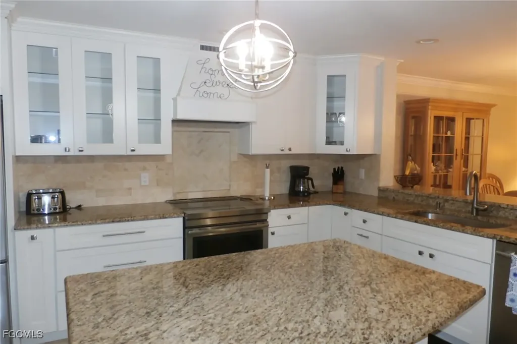 12621 Kelly Sands Way Fort Myers FL 33908
