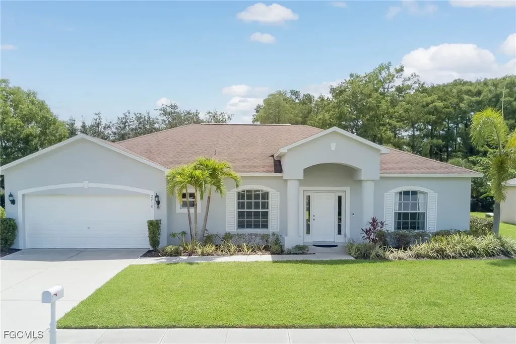 2710 Soaring Hawk Drive Fort Myers FL 33905