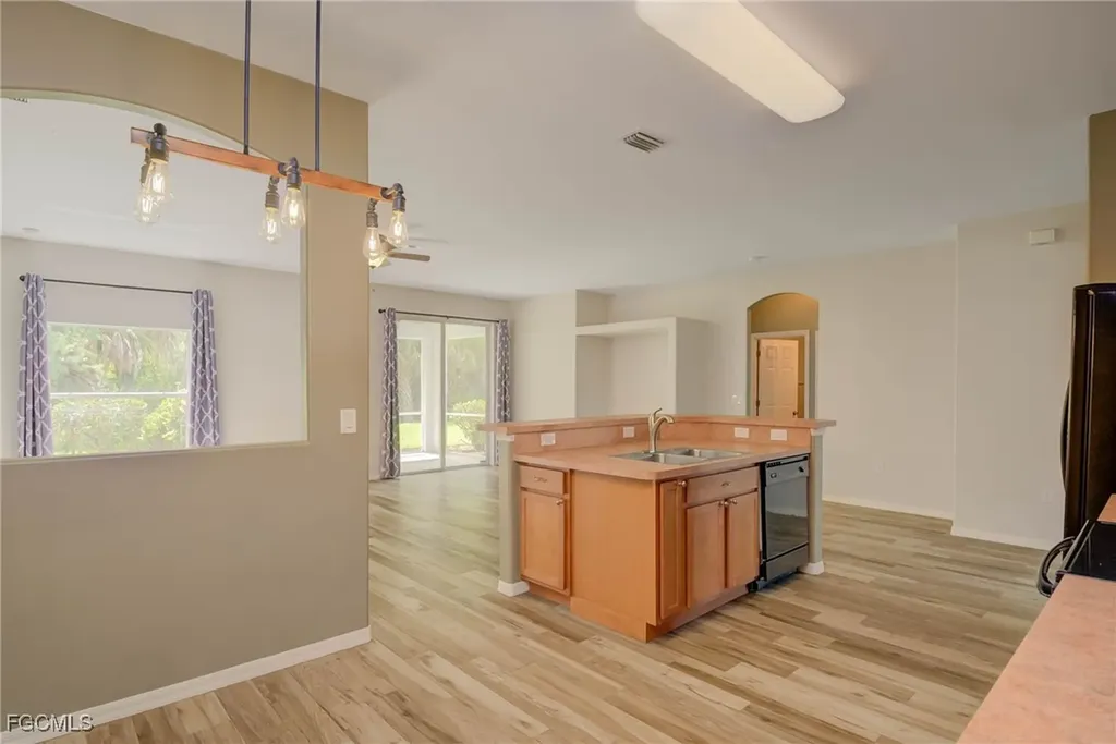 2710 Soaring Hawk Drive Fort Myers FL 33905