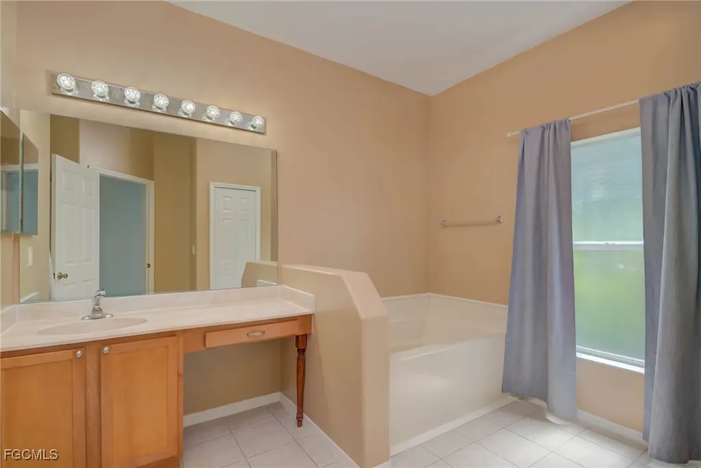 2710 Soaring Hawk Drive Fort Myers FL 33905