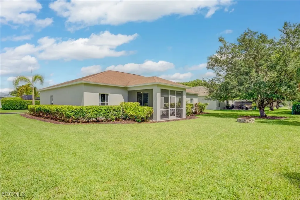 2710 Soaring Hawk Drive Fort Myers FL 33905