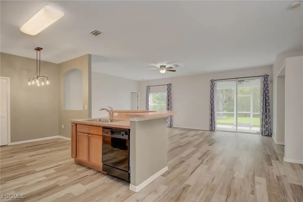 2710 Soaring Hawk Drive Fort Myers FL 33905
