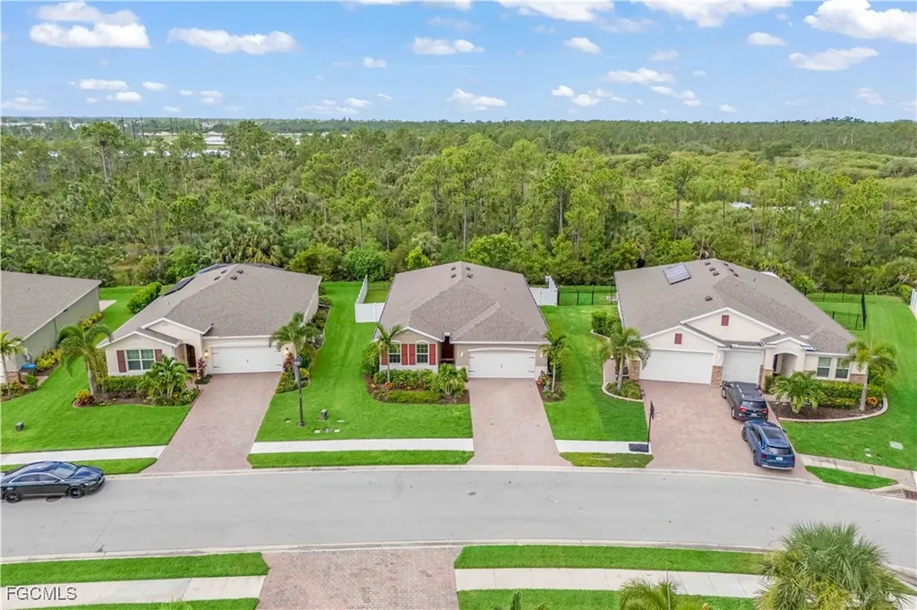 3249 Baravaldo Circle Cape Coral FL 33909